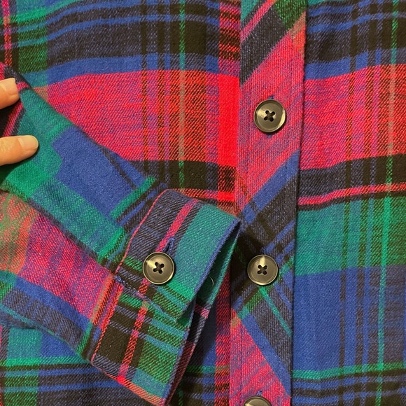 Maurices Cabin Plaid Boyfriend Tunic Button-Up Shirt - Blue and Red Size Medium - Picture 8 of 12